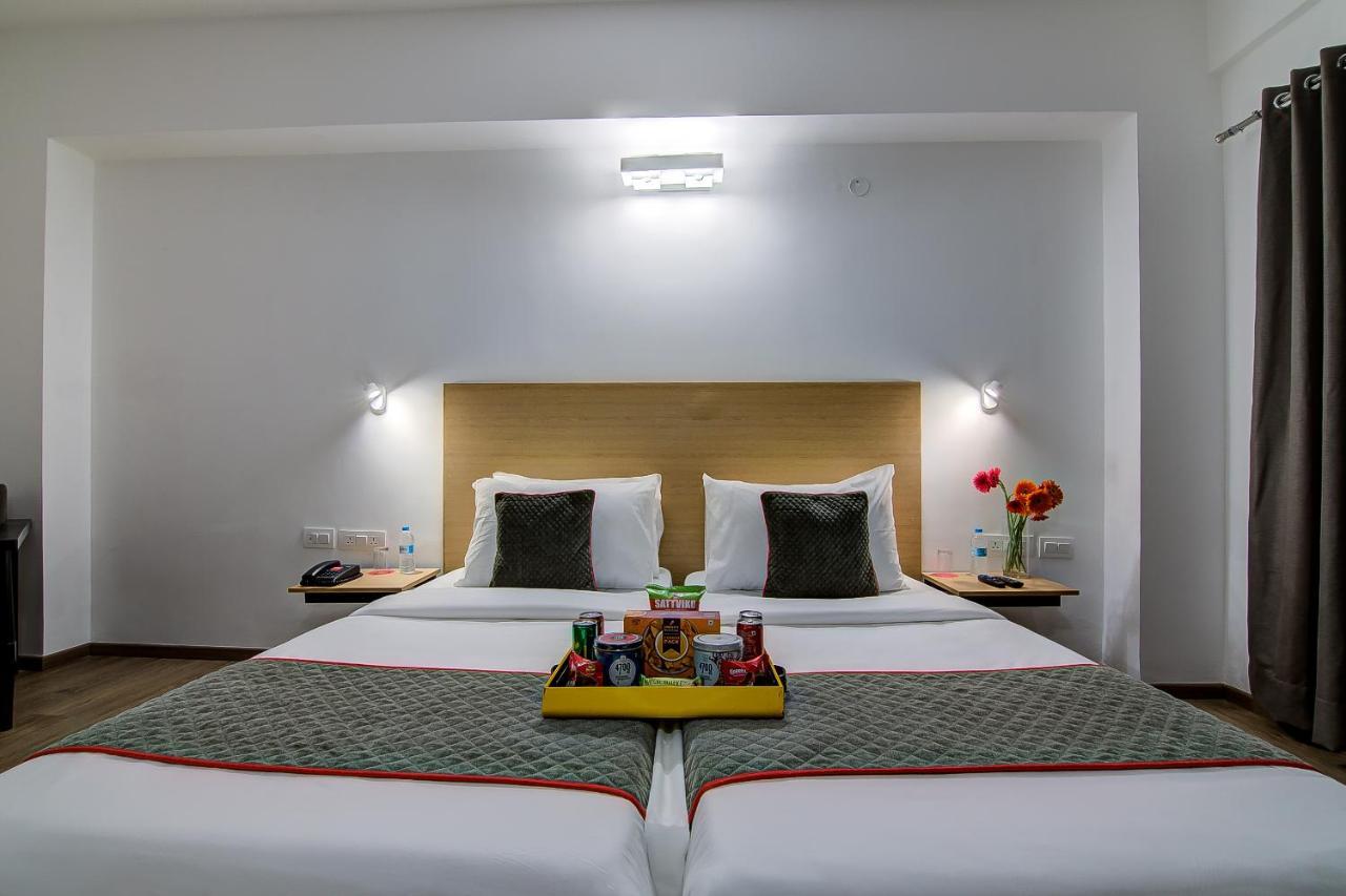 钦奈 Oyo Townhouse 42 Urvashi Theatre酒店 外观 照片