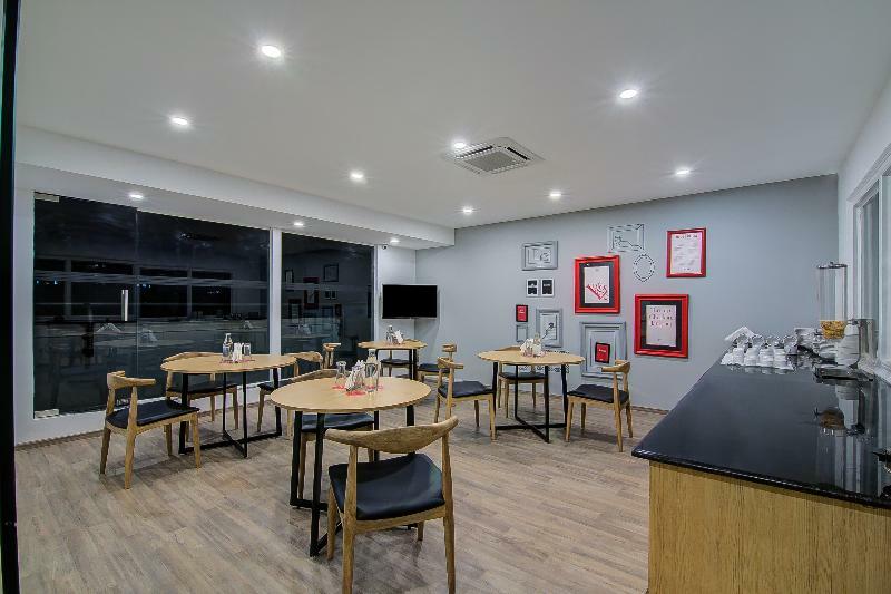 钦奈 Oyo Townhouse 42 Urvashi Theatre酒店 外观 照片