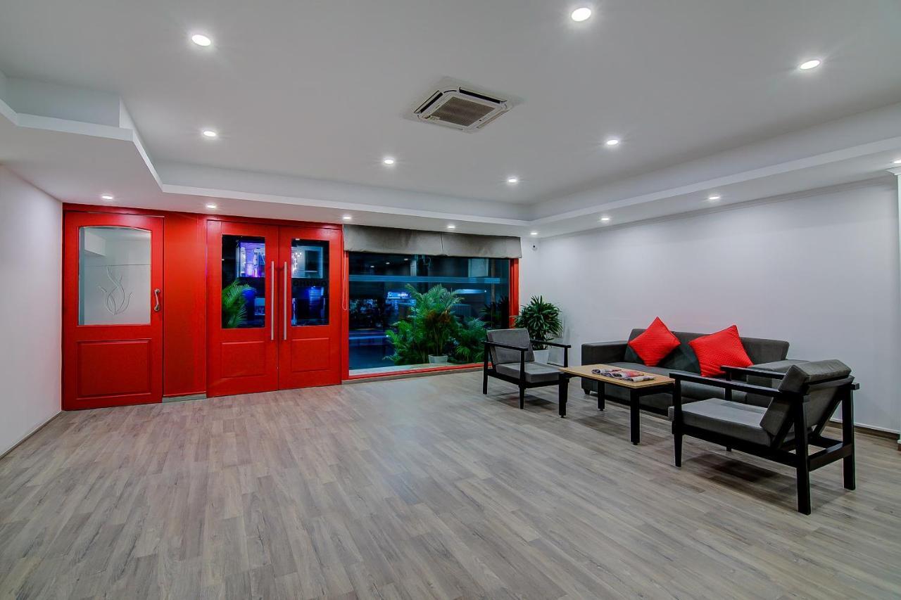 钦奈 Oyo Townhouse 42 Urvashi Theatre酒店 外观 照片