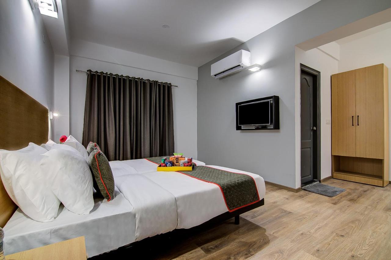 钦奈 Oyo Townhouse 42 Urvashi Theatre酒店 外观 照片